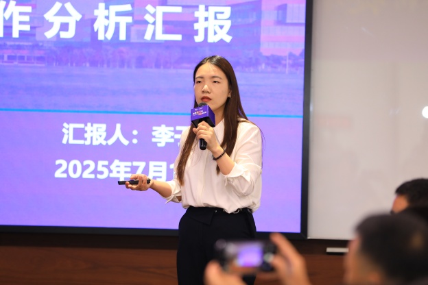 1753057430745912B322.jpg 4.1.JPG